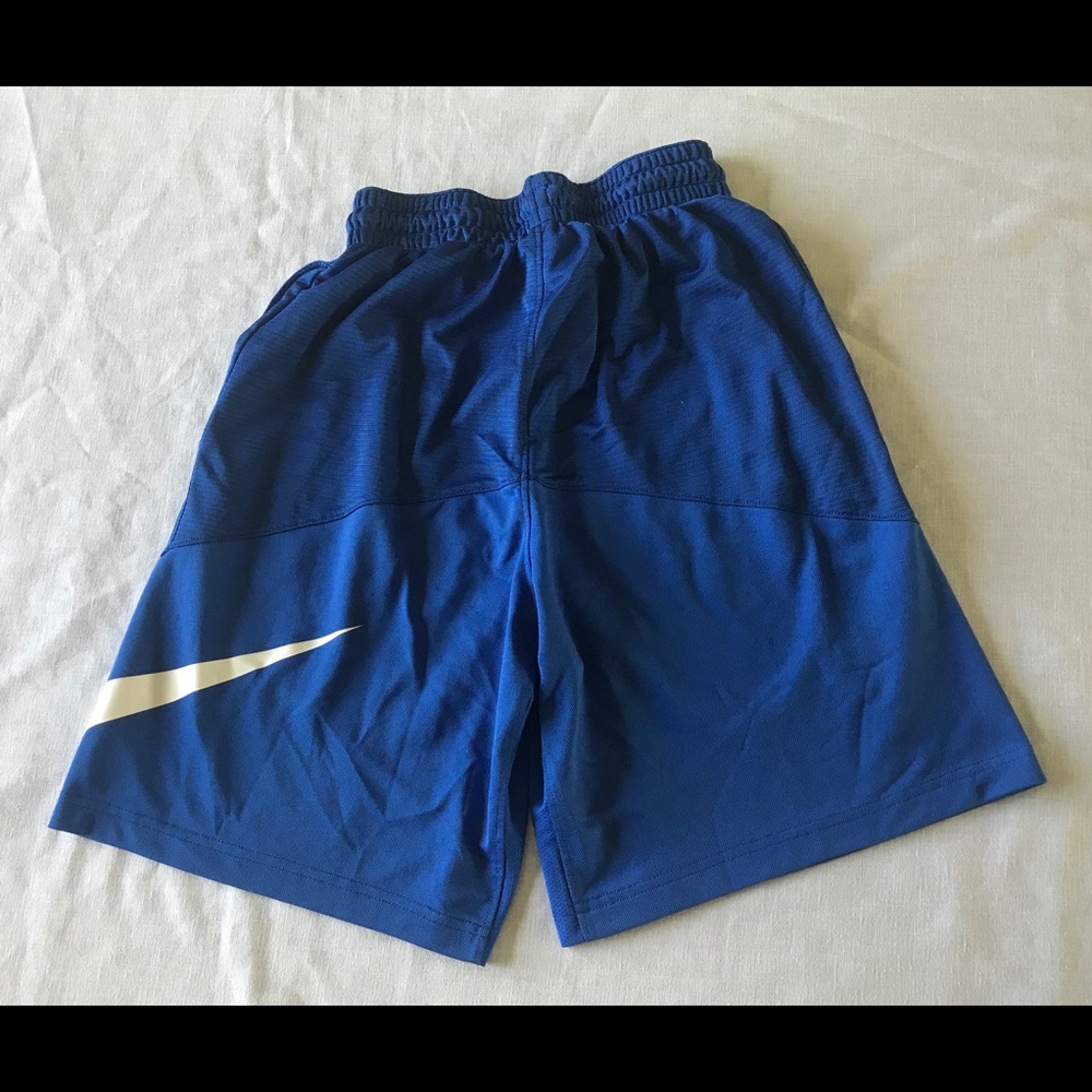 Boys Nike Shorts Size Small Blue with White Swoosh - Picture 8 of 8